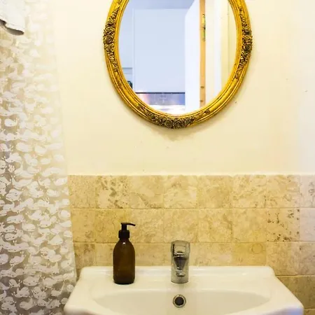 Apartment Beautiful And Bright Apt In Belleville Paris